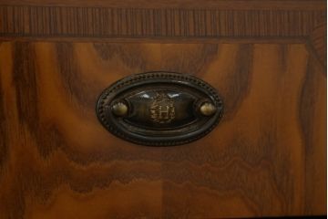 中古　超美品　スペイン　ウルタド(HURTADO)　クラシカルな雰囲気と重厚感のある佇まいが魅力の組み立て式プレジデントデスク(両袖机、ワークデスク、在宅ワーク、在宅用)(定価約115万円)(R-059735)