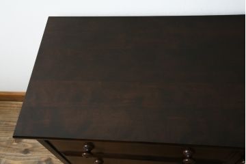 中古　北海道民芸家具　リメイク家具　上質な作りが魅力のサイドキャビネット(サイドチェスト、リビングボード、引き出し)(R-059739)