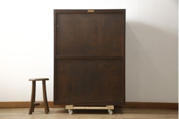 中古　松本民芸家具　D型整理タンス　和洋どちらにも馴染む上品な佇まいのチェスト(整理タンス、洋服タンス、引き出し)(定価約38万円)(R-059740)