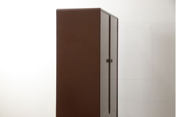 中古　衣装盆付き　前面に描かれた花々が上品な雰囲気を醸し出す和たんす(和箪笥、着物箪笥、洋服たんす、引き出し、チェスト、衣装箪笥)(R-059741)