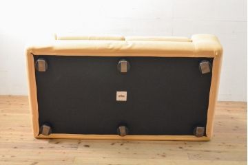 中古　arflex(アルフレックス)　GIUBBA(ジュバ)　無駄のないシンプルさが魅力的な2人掛けソファ+オットマンのセット(定価約45万円)(ラブソファ、二人掛け)(R-059748)
