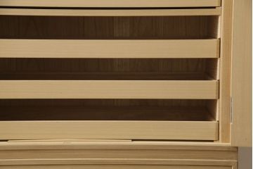 中古　波塚正文作　衣装盆付き　華やかさと上品さを兼ね備えた金具が魅力の加茂総桐箪笥(並厚、総桐たんす、着物箪笥、衣装タンス、引き出し)(R-059761)