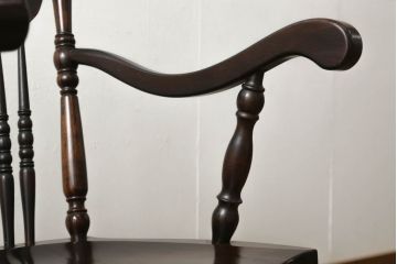 中古　美品　松本民芸家具　クラシカルな雰囲気ただよう#39A型ロッキングチェア(定価約18万円)(アームチェア、板座チェア、揺り椅子、イス)(R-059762)