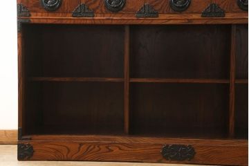 中古　美品　岩谷堂箪笥　収納力抜群! 上質な和の空間づくりに取り入れたい水屋箪笥(定価約120万円)(キャビネット、食器棚、戸棚、収納棚)(R-059763)