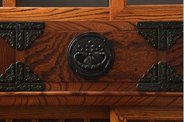 中古　美品　岩谷堂箪笥　収納力抜群! 上質な和の空間づくりに取り入れたい水屋箪笥(定価約120万円)(キャビネット、食器棚、戸棚、収納棚)(R-059763)
