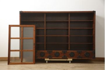 中古　美品　岩谷堂箪笥　収納力抜群! 上質な和の空間づくりに取り入れたい水屋箪笥サイドボード(キャビネット、食器棚、戸棚、収納棚)(R-059764)