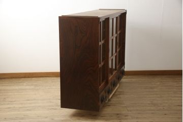 中古　美品　岩谷堂箪笥　収納力抜群! 上質な和の空間づくりに取り入れたい水屋箪笥サイドボード(キャビネット、食器棚、戸棚、収納棚)(R-059764)
