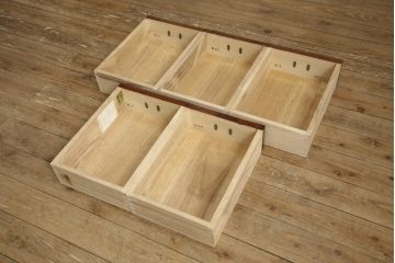 中古　美品　岩谷堂箪笥　収納力抜群! 上質な和の空間づくりに取り入れたい水屋箪笥サイドボード(キャビネット、食器棚、戸棚、収納棚)(R-059764)