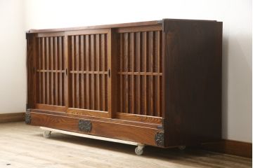中古　美品　岩谷堂箪笥　収納力抜群! 上質な和の空間づくりに取り入れたい水屋箪笥サイドボード(食器棚、戸棚、収納棚)(R-059765)