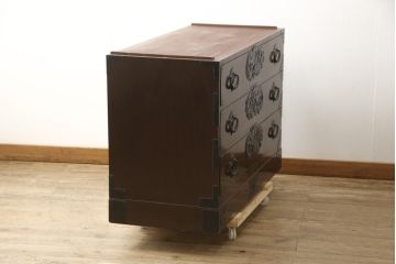 和製ビンテージ　最高級!　天板リメイク　手打ち金具　木地呂塗り　漆塗り　前面欅(ケヤキ)材　細部まで職人のこだわりが感じられる仙台箪笥ローチェスト(衣装箪笥、和箪笥、引き出し、ヴィンテージ)(R-059774)