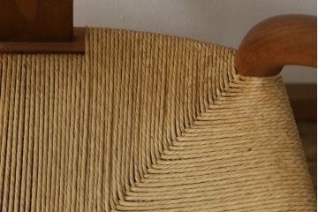 中古　北欧家具　デンマーク　老舗家具メーカーCARL HANSEN & SON(カール・ハンセン&サン)の洗練されたデザインが目を惹くワイチェア(Yチェア、イス、椅子、ダイニングチェア、アームチェア)(R-059775)