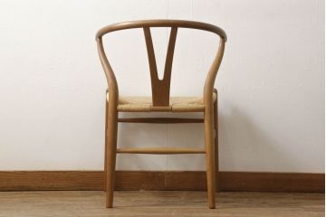 中古　北欧家具　デンマーク　老舗家具メーカーCARL HANSEN & SON(カール・ハンセン&サン)の洗練されたデザインが目を惹くワイチェア(Yチェア、イス、椅子、ダイニングチェア、アームチェア)(R-059775)
