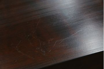 中古　美品　松本民芸家具　クラシカルなデザインがお洒落なF型サイドボード(収納棚、戸棚、サイドキャビネット)(定価約67万円)(R-059784)