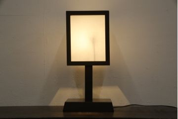 ヴィンテージ照明　木製　和モダンな空間を演出するあんどんデザインのテーブルスタンド(デスクスタンド、スタンドライト、行灯、行燈、照明、ビンテージ)(R-059788)
