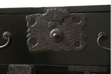 和製アンティーク　明治大正期　黒漆塗り　漆の艶と和の風格が魅力の庄内小箪笥(庄内箪笥、時代箪笥、収納箪笥、小物収納、引き出し)(R-059789)
