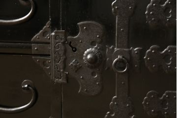 和製アンティーク　明治大正期　黒漆塗り　漆の艶と和の風格が魅力の庄内小箪笥(庄内箪笥、時代箪笥、収納箪笥、小物収納、引き出し)(R-059789)