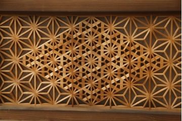 ビンテージ建具　華やかな文様が魅力的!　小振りな組子欄間2枚セット(明り取り、明かり取り、ヴィンテージ)(R-059793)