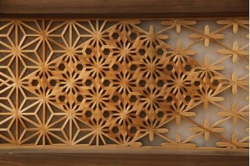 ビンテージ建具　華やかな文様が魅力的!　小振りな組子欄間2枚セット(明り取り、明かり取り、ヴィンテージ)(R-059793)