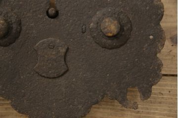 アンティーク雑貨　時代の味を感じる蔵戸の錠前金具(ディスプレイ雑貨、蔵戸パーツ)(R-059803)