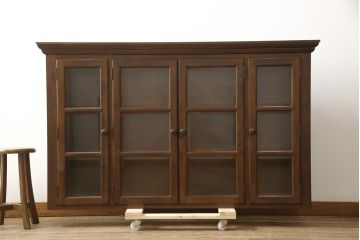 中古　美品　松本民芸家具　脚(台輪)付きリメイク　和モダンな空間づくりにおすすめのサイドボード(収納棚、戸棚、食器棚、カップボード、サイドキャビネット)(R-059810)