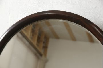 中古　松本民芸家具　西洋アンティークのような雰囲気を感じさせる、丸型一面鏡のドレッサー(鏡台、ミラー)(定価約43万円)(R-059817)