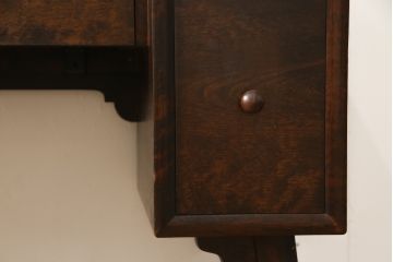 中古　松本民芸家具　西洋アンティークのような雰囲気を感じさせる、丸型一面鏡のドレッサー(鏡台、ミラー)(定価約43万円)(R-059817)