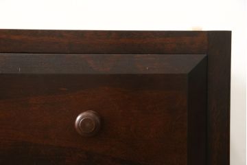 中古　松本民芸家具　天板リメイク　和・洋どちらにも取り入れやすい!シックな佇まいが魅力のローチェスト(ローボード、テレビ台、サイドチェスト、引き出し)(R-059822)