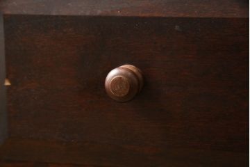中古　松本民芸家具　天板リメイク　和・洋どちらにも取り入れやすい!シックな佇まいが魅力のローチェスト(ローボード、テレビ台、サイドチェスト、引き出し)(R-059822)