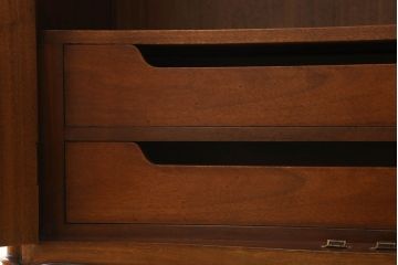 中古　美品　DREXEL HERITAGE(ドレクセルヘリテイジ)　Touraine(ツーレイン)　流れるような曲線が美しいワードローブ(定価約100万円)(衣装タンス、洋服タンス、収納棚)(R-059827)