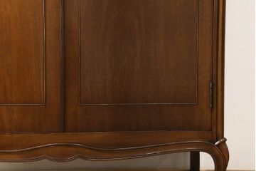 中古　美品　DREXEL HERITAGE(ドレクセルヘリテイジ)　Touraine(ツーレイン)　流れるような曲線が美しいワードローブ(定価約100万円)(衣装タンス、洋服タンス、収納棚)(R-059827)
