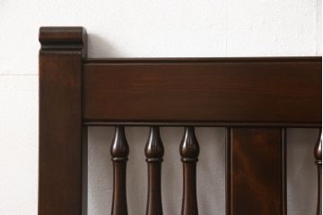 中古　美品　松本民芸家具　洋館に似合う佇まいのD型布張り椅子(ベンチ、アームチェア、1人掛けソファ)(R-059830)