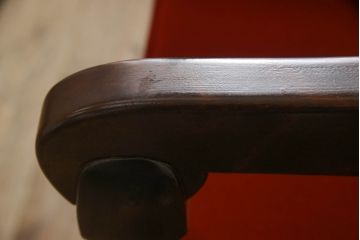 中古　美品　松本民芸家具　洋館に似合う佇まいのD型布張り椅子(ベンチ、アームチェア、1人掛けソファ)(R-059830)
