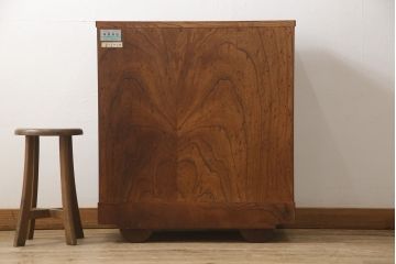 中古　美品　岩谷堂箪笥　あられ紋様の金具がモダンな雰囲気を醸し出す車箪笥(サイドチェスト、引き出し、収納箪笥、整理箪笥、和タンス)(R-059835)