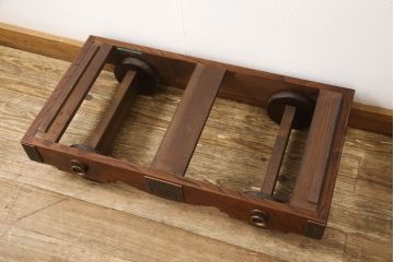 中古　美品　岩谷堂箪笥　あられ紋様の金具がモダンな雰囲気を醸し出す車箪笥(サイドチェスト、引き出し、収納箪笥、整理箪笥、和タンス)(R-059835)