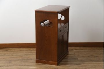 中古　美品　欅(ケヤキ)材　上品な佇まいが魅力的な和風サイドキャビネット(収納棚、戸棚、キャビネット)(R-059841)
