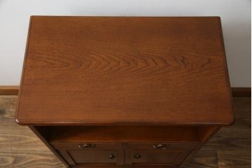中古　美品　欅(ケヤキ)材　上品な佇まいが魅力的な和風サイドキャビネット(収納棚、戸棚、キャビネット)(R-059841)