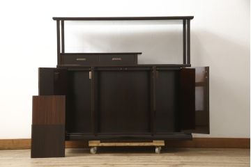中古　美品　最高級　国産工芸家具　黒タン　漆塗りの艶が美しい和モダンな飾り棚(黒檀、茶棚、違い棚、収納棚、戸棚、陳列棚)(定価約120万円)(R-059846)