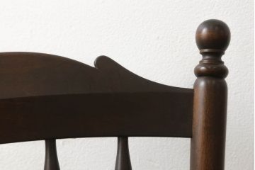 中古　美品　松本民芸家具　16型スピンドルチェア　ゆったりと座れるダイニングチェア2脚セット(板座チェア、椅子、イス)(R-059847)