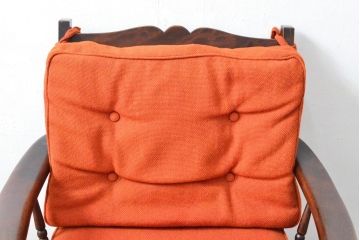 和製ビンテージ　北海道民芸家具　どこから見ても美しい!随所に見られる凝った作り込みが目を引く1人掛けソファ(一人掛けソファ、アームチェア、椅子、イス、1P、ヴィンテージ)(R-059858)