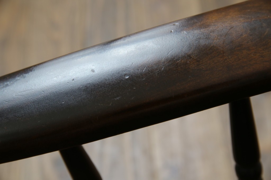 和製ビンテージ　北海道民芸家具　どこから見ても美しい!随所に見られる凝った作り込みが目を引く1人掛けソファ　(R-059859)