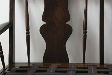 中古　北海道民芸家具　オレンジ色の鮮やかなファブリックが良く映える2人掛けソファ(二人掛け、2P)(R-059861)