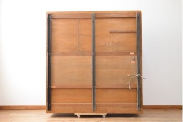 和製ビンテージ　山品木工(YAMASHINA)　ローズウッド　絶版品　高級感漂う上品なキャビネット(収納棚、食器棚、戸棚、飾り棚、本箱、ブックケース、ヴィンテージ)(R-059863)