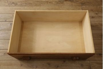 中古　三越家具　カントリーハウス　洋風家具　イギリスカントリースタイルのような温かみのある空間づくりにおすすめのワードローブ(洋服タンス、収納棚、衣装タンス)(R-059864)