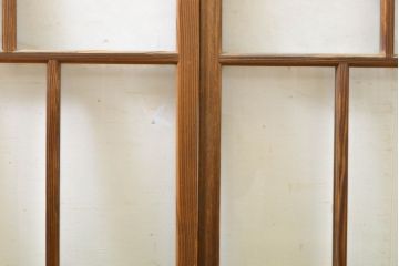 アンティーク建具　昭和初期　結霜ガラスとゆらゆらガラス入り!　ノスタルジックな雰囲気のガラス戸(窓)2枚セット(引き戸、ガラス戸、建具)(R-059870)