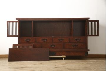 中古　美品　伝統民芸家具　迫力のある杢目が魅力的な岩谷堂箪笥サイドボード(引き出し、収納棚、サイドキャビネット)(R-059891)