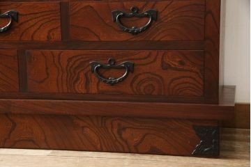 中古　美品　伝統民芸家具　迫力のある杢目が魅力的な岩谷堂箪笥サイドボード(引き出し、収納棚、サイドキャビネット)(R-059891)