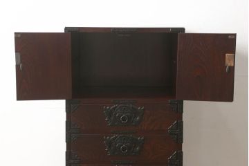 中古　美品　岩谷堂箪笥　細部の意匠に職人のこだわりを感じる立長箪笥(縦型チェスト、衣装たんす、収納箪笥、整理箪笥、引き出し)(R-059894)