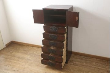 中古　美品　岩谷堂箪笥　細部の意匠に職人のこだわりを感じる立長箪笥(縦型チェスト、衣装たんす、収納箪笥、整理箪笥、引き出し)(R-059894)