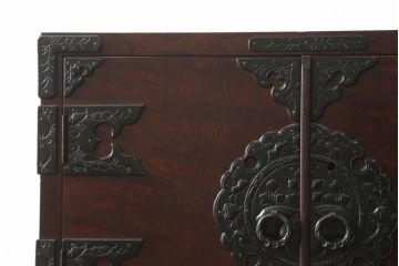 中古　美品　岩谷堂箪笥　細部の意匠に職人のこだわりを感じる立長箪笥(縦型チェスト、衣装たんす、収納箪笥、整理箪笥、引き出し)(R-059894)