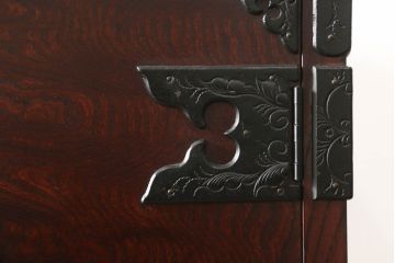 中古　美品　岩谷堂箪笥　細部の意匠に職人のこだわりを感じる立長箪笥(縦型チェスト、衣装たんす、収納箪笥、整理箪笥、引き出し)(R-059894)